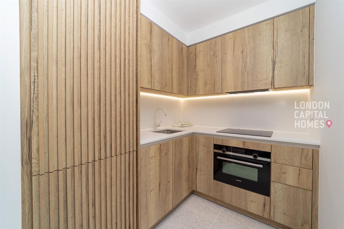 Jacquard Point, 5 Tapestry Way, London